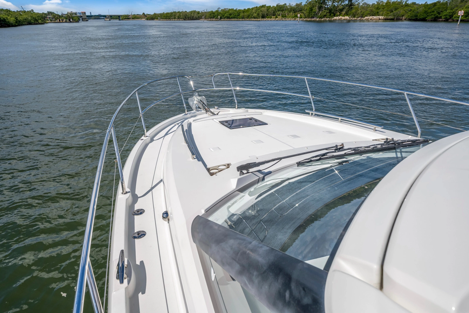 2016 Jeanneau Leader 36