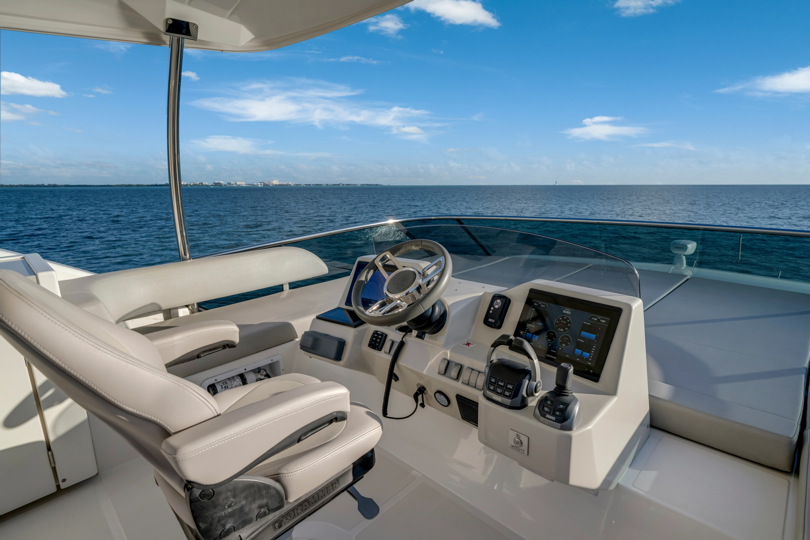 2021 Absolute Navetta 48