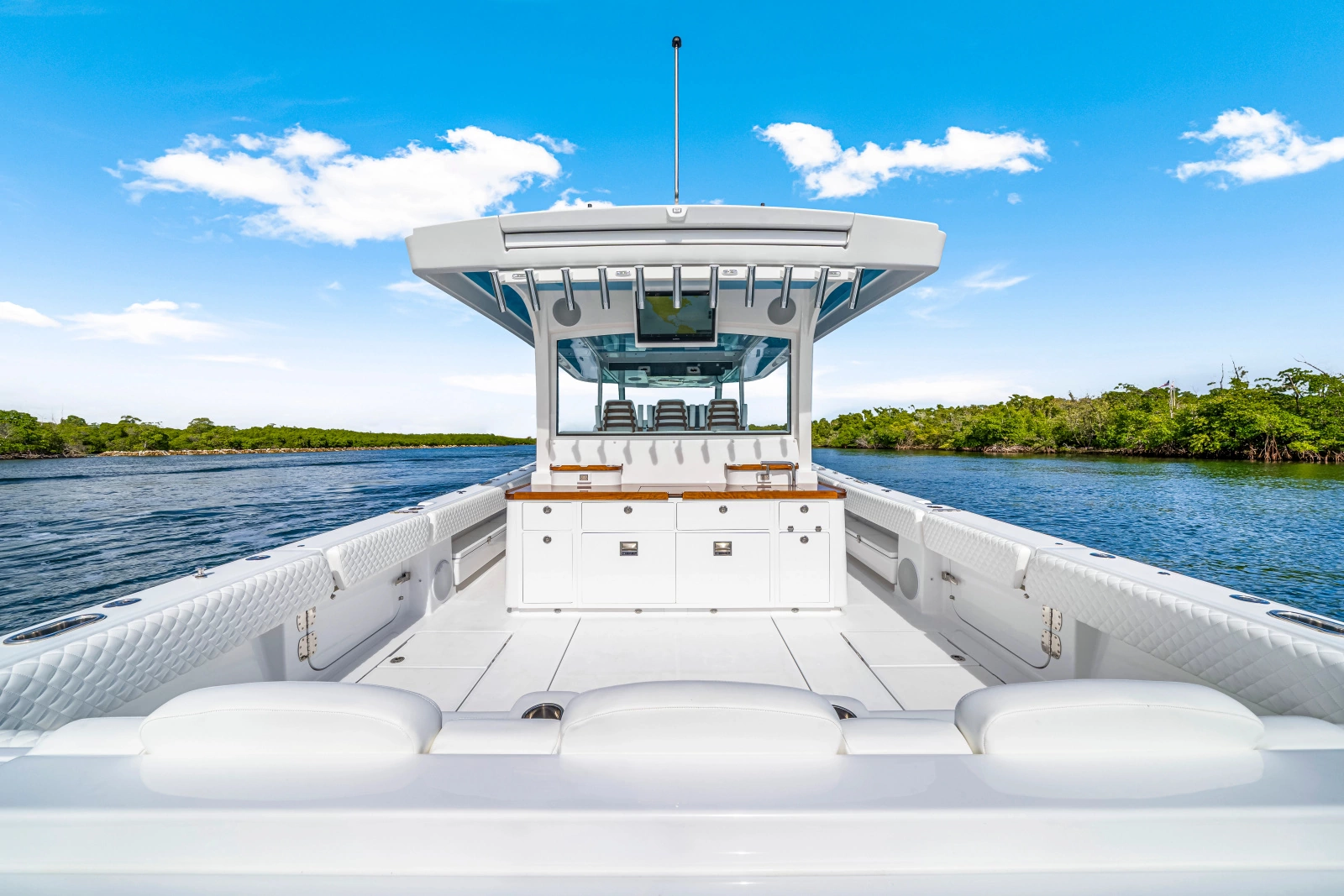 56 Suenos GIX 56ft HCB Yacht For Sale