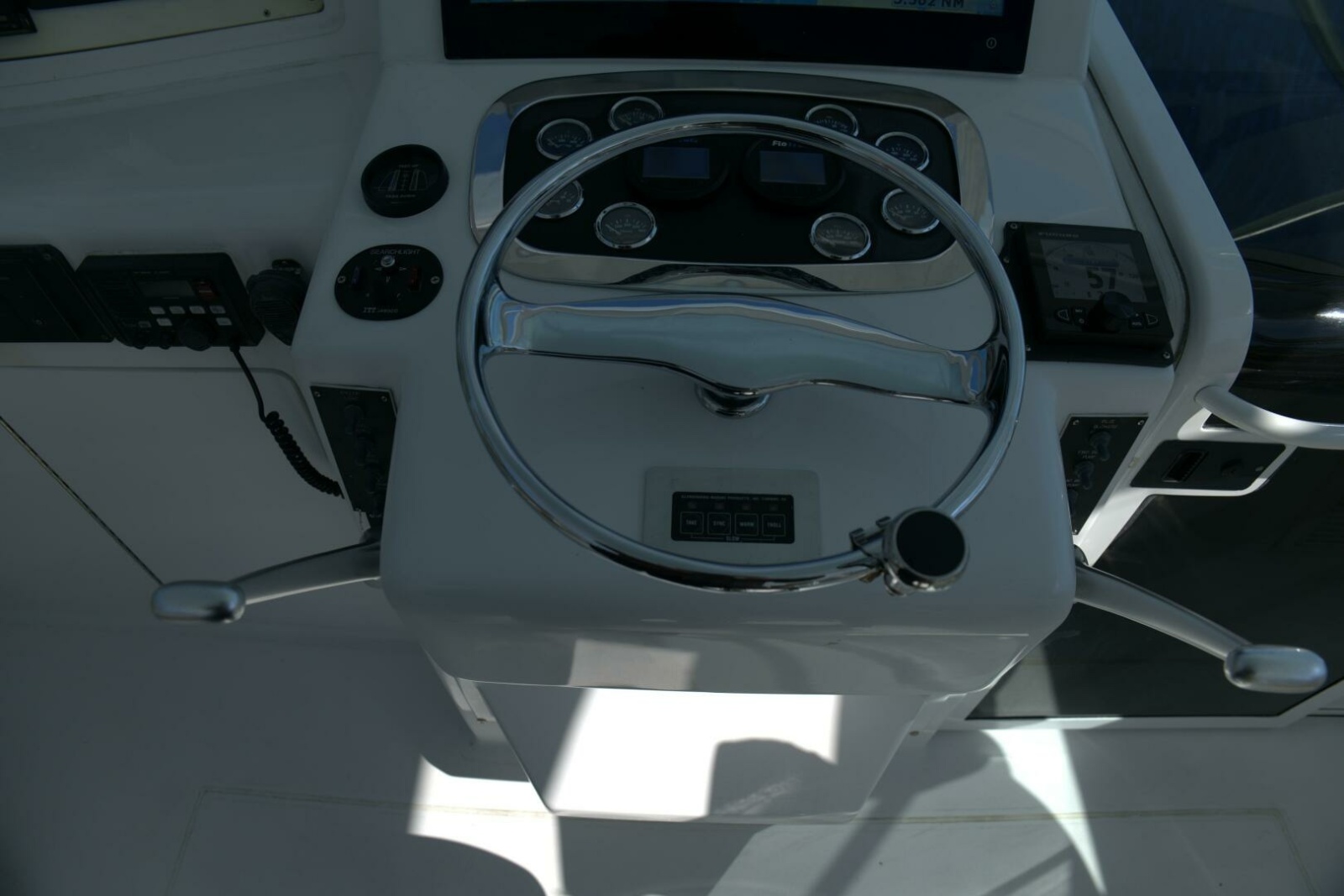 43' 2002 Viking 43 Open