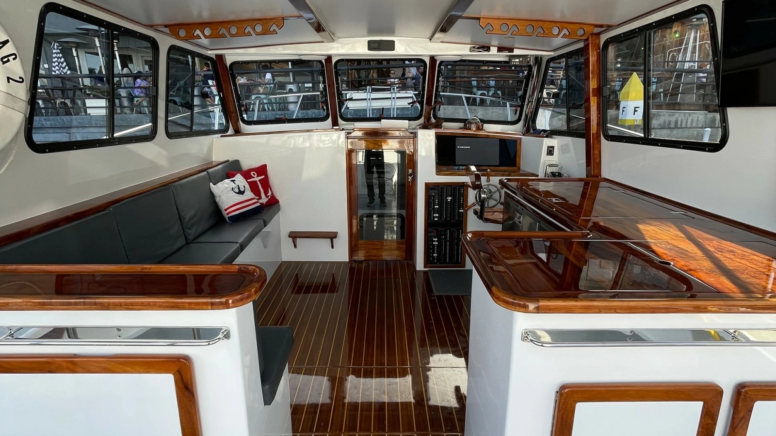 Spacious Flybridge Interior