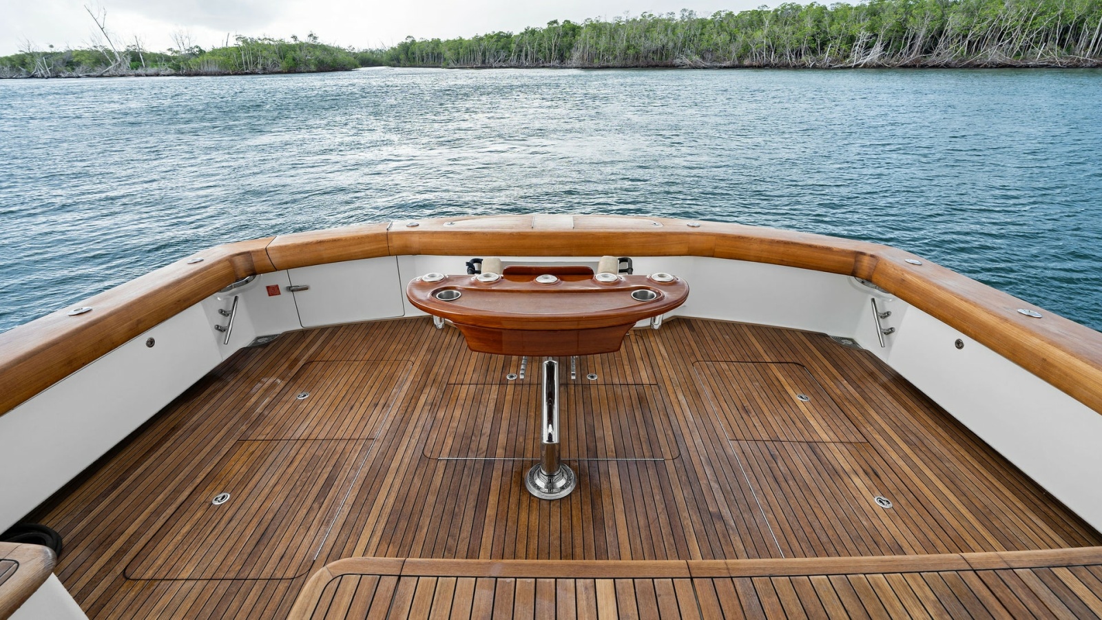 2016 Viking 80 Enclosed Bridge- FRIGATE- Cockpit