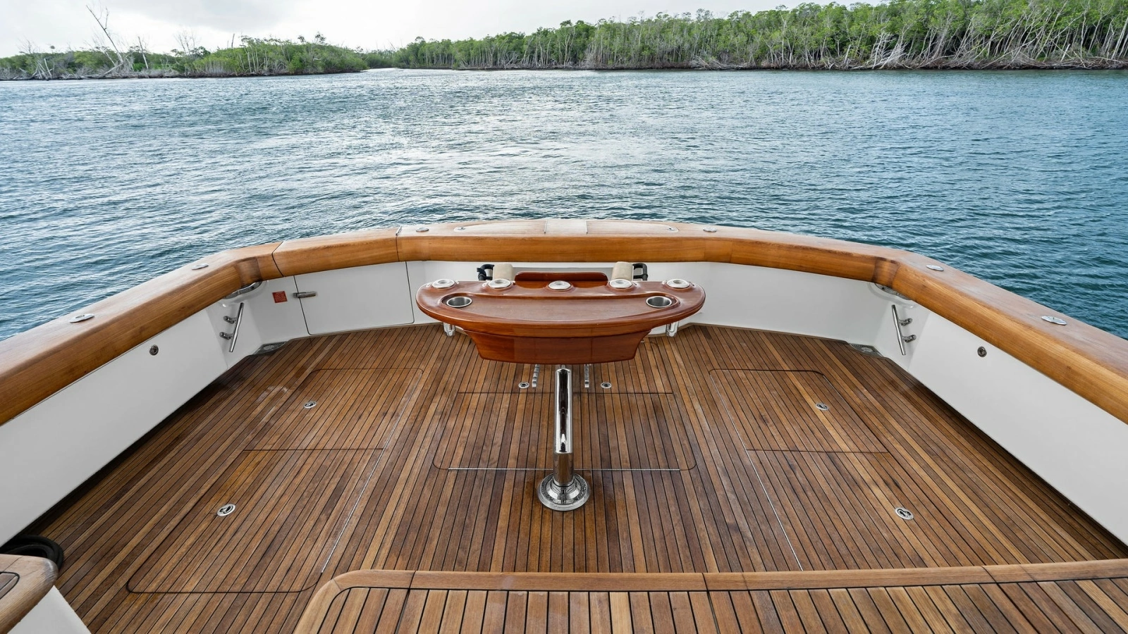 2016 Viking 80 Enclosed Bridge- FRIGATE- Cockpit