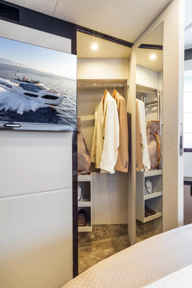 47 FLY 47ft Absolute Yacht For Sale