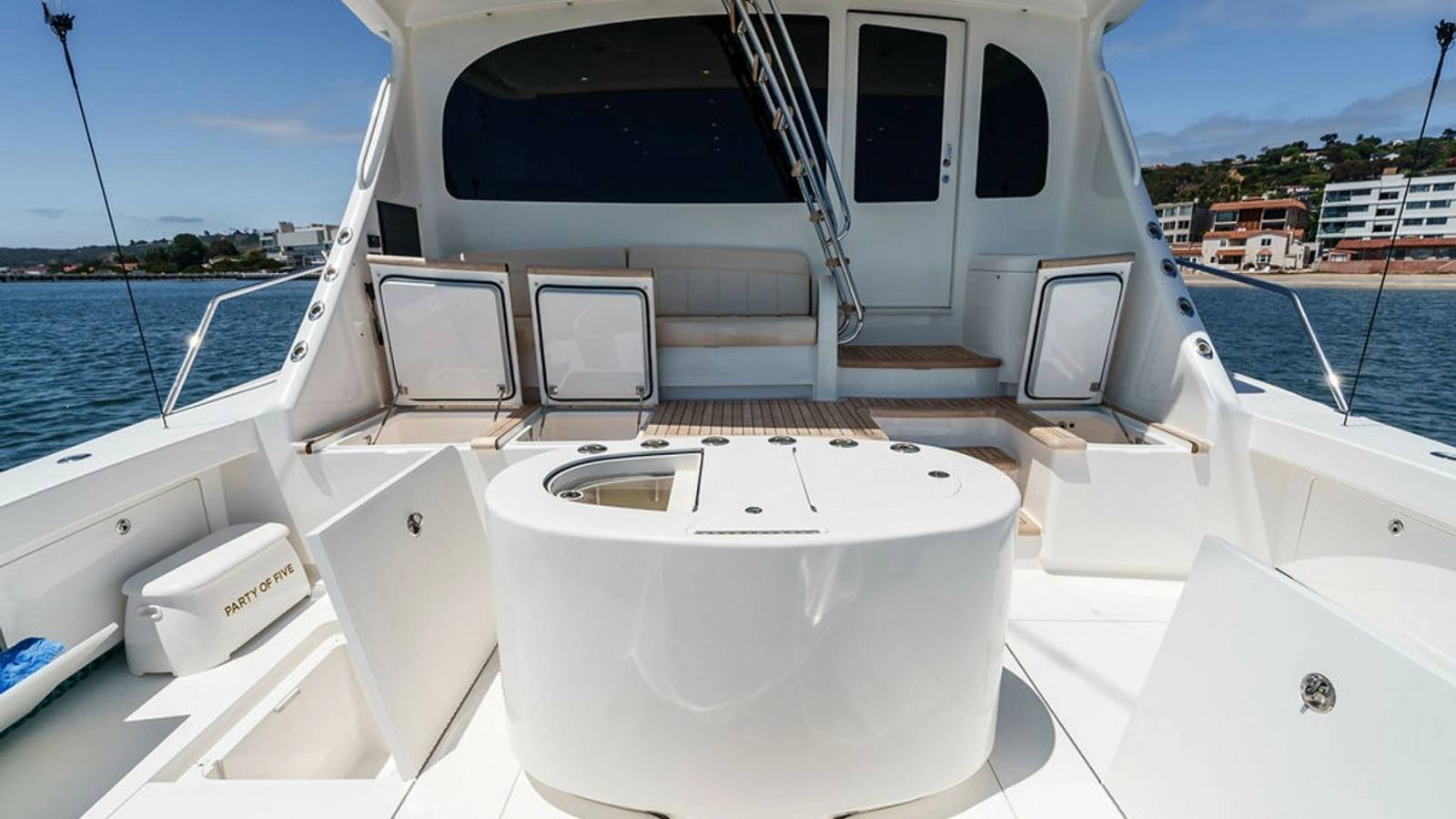 Spacious Cockpit with Seating Area