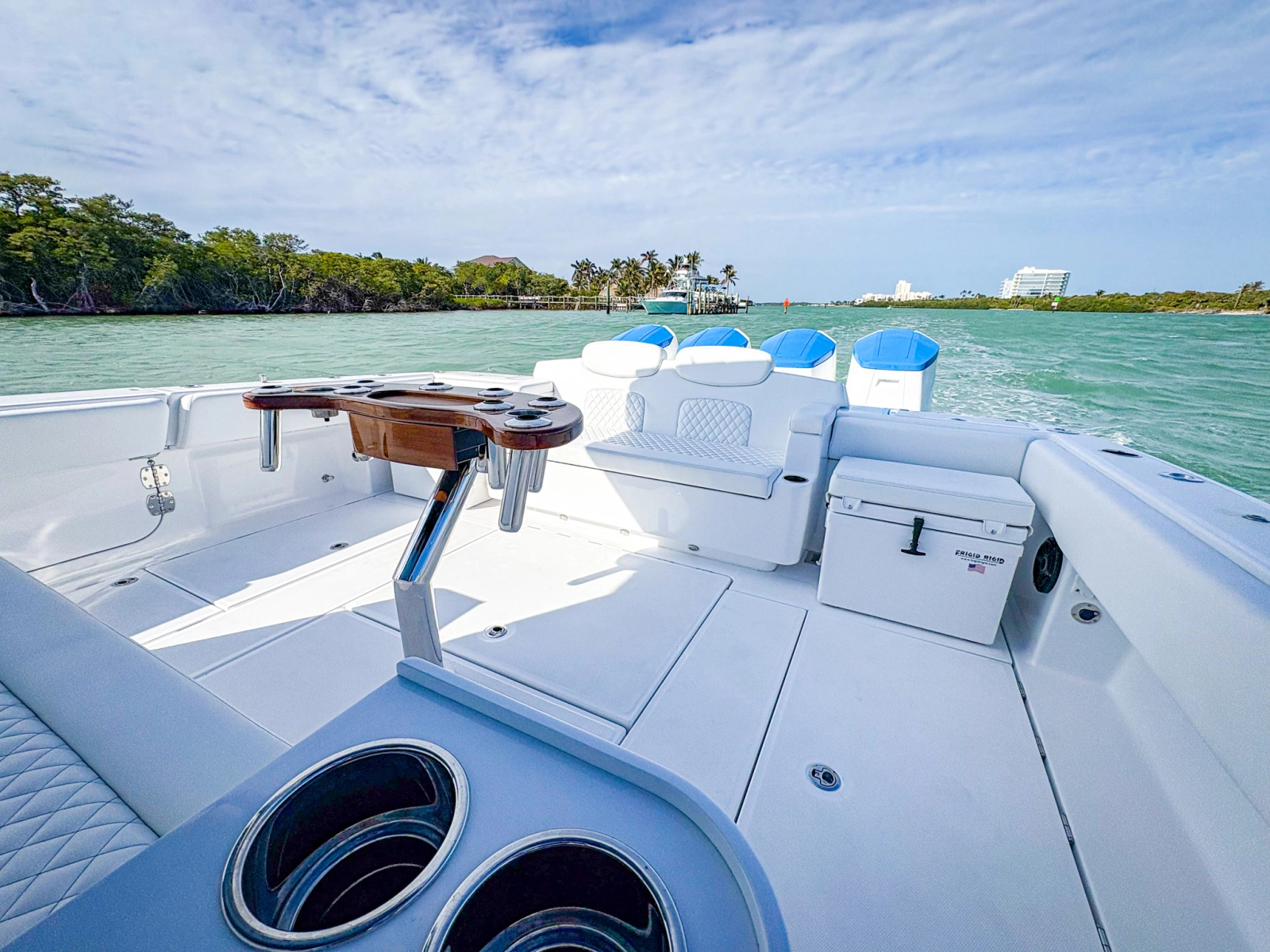 DEALER DEMO 48ft HCB Yacht For Sale