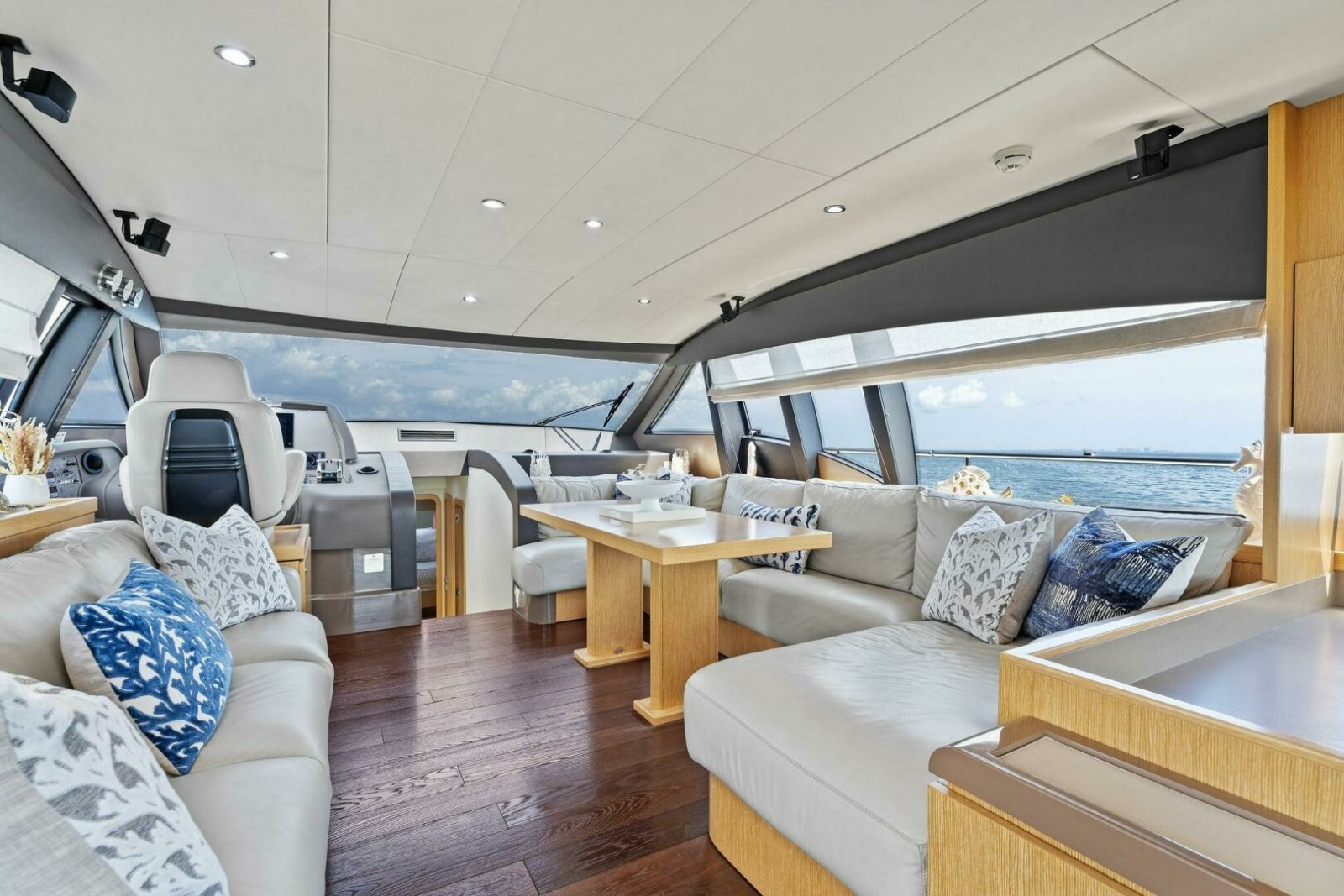 62' 2013 Ferretti Yachts 620