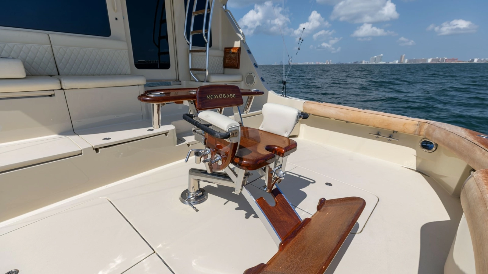 2007 Hatteras 68 Convertible- KEMOSABE- Cockpit