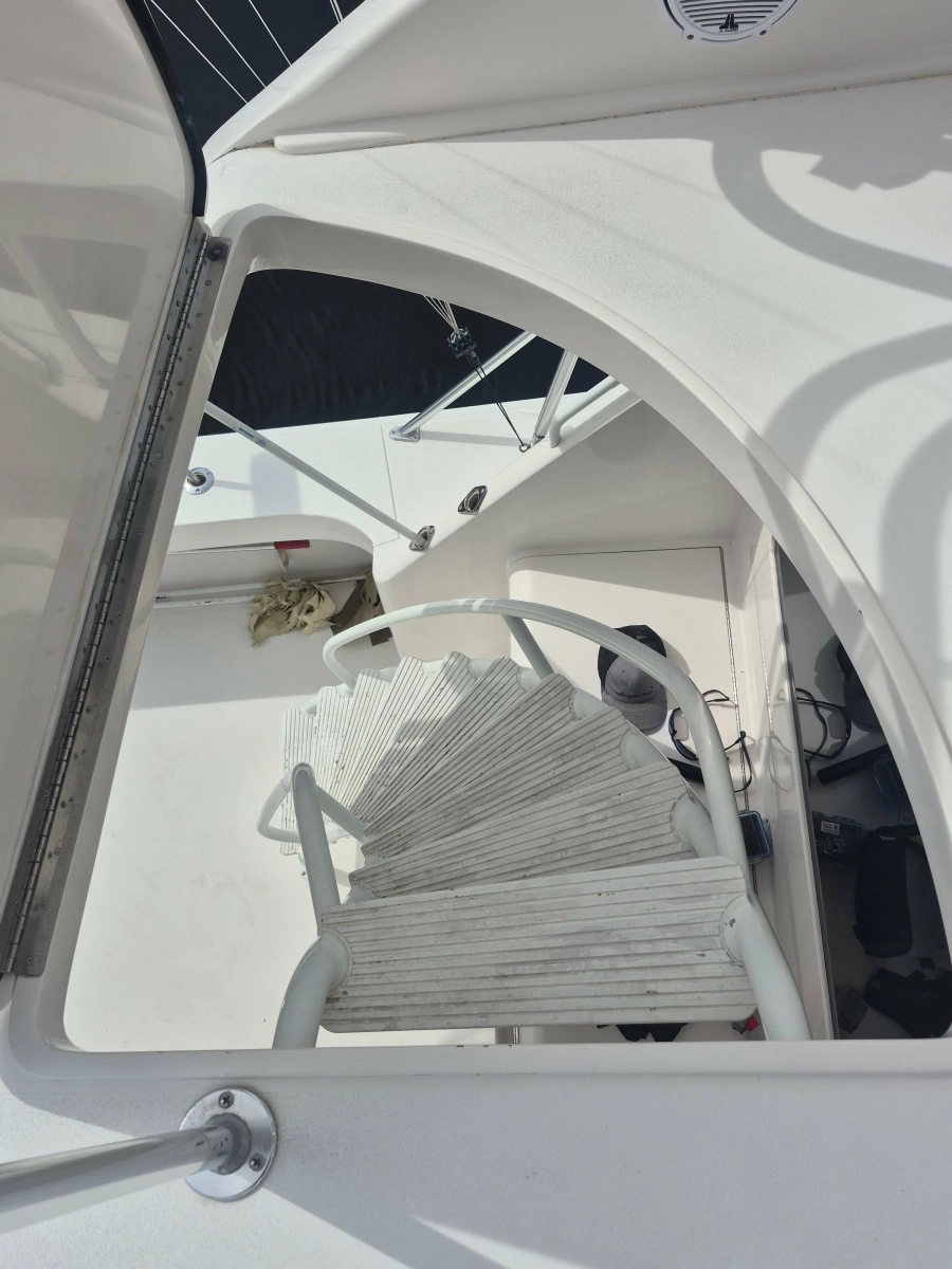 2006 Viking 56 Convertible