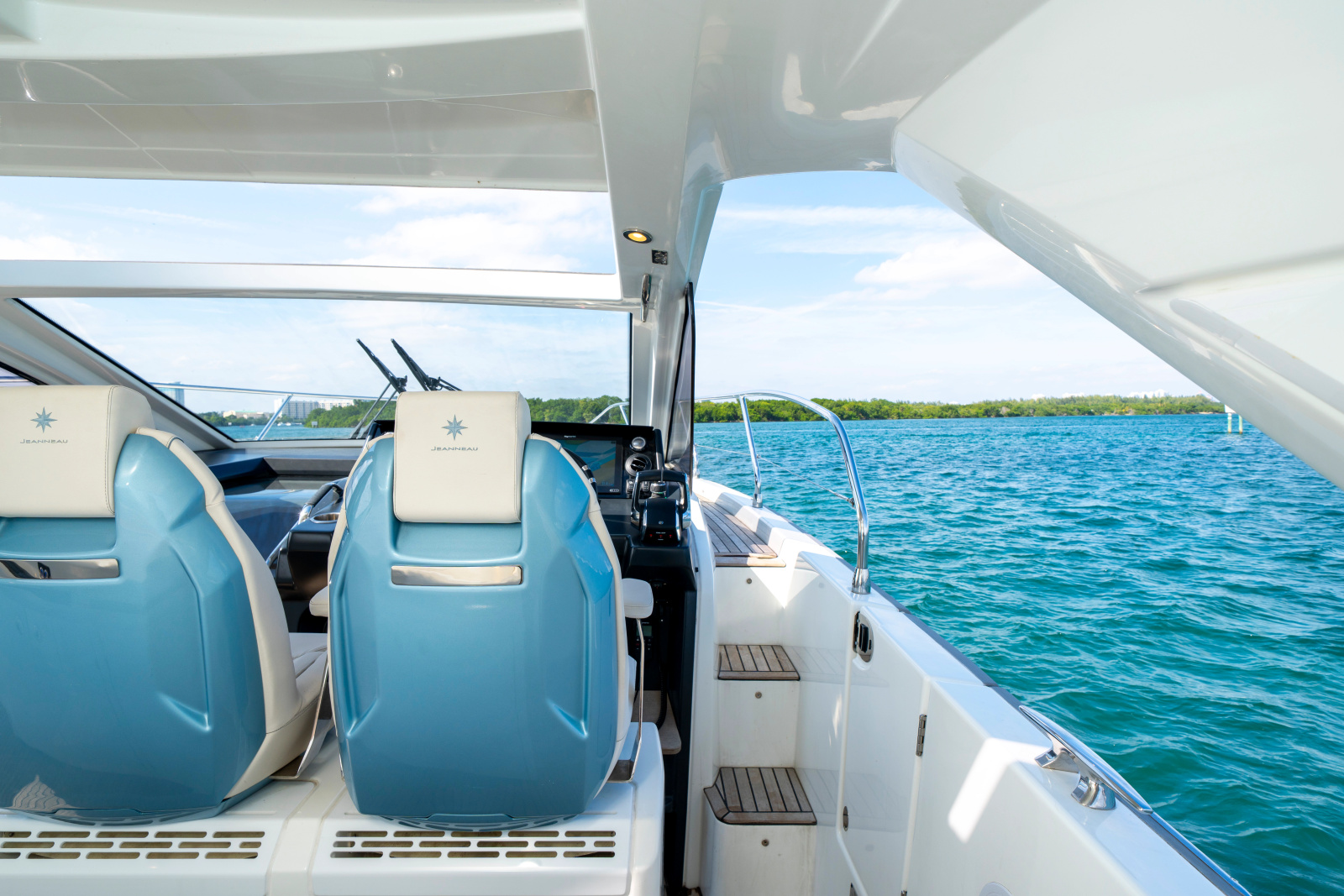 2024 Jeanneau DB/43 OB