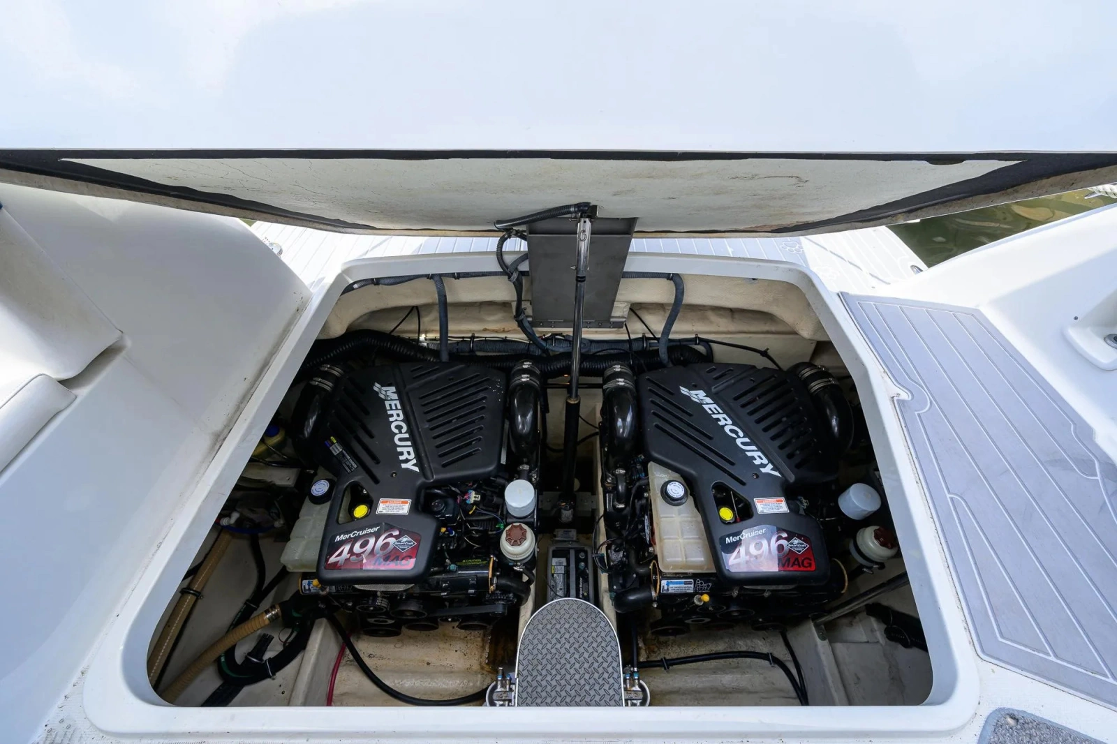2007 Formula 37 Performance Cruiser
