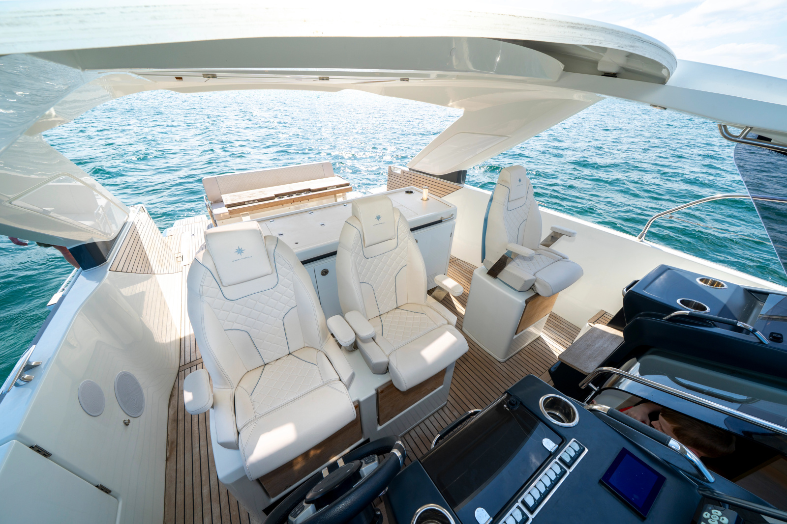 2024 Jeanneau DB/43 OB