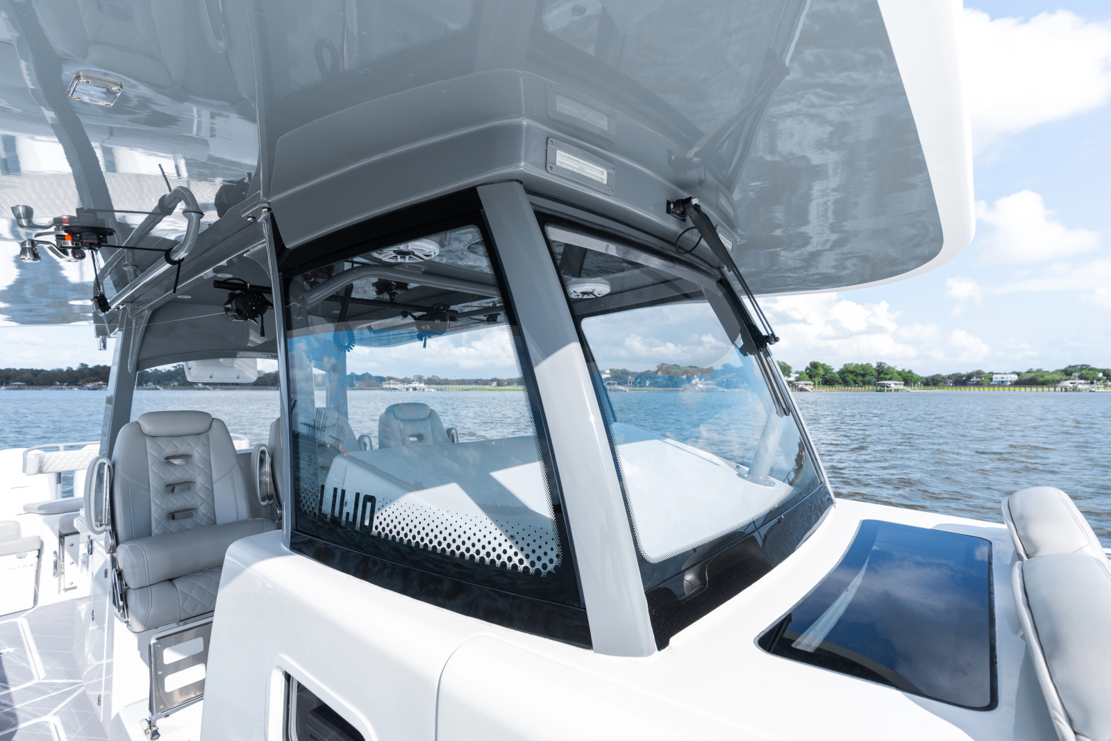 2023 HCB 42 Lujo