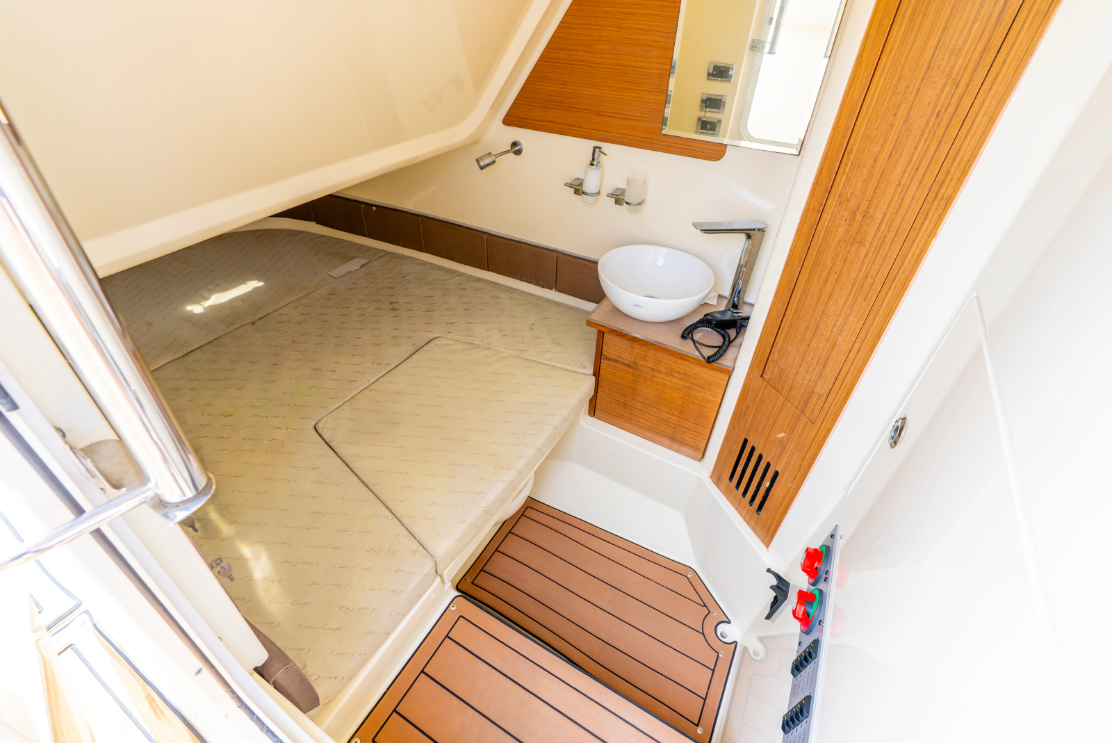 2019 Chris-Craft Catalina 30