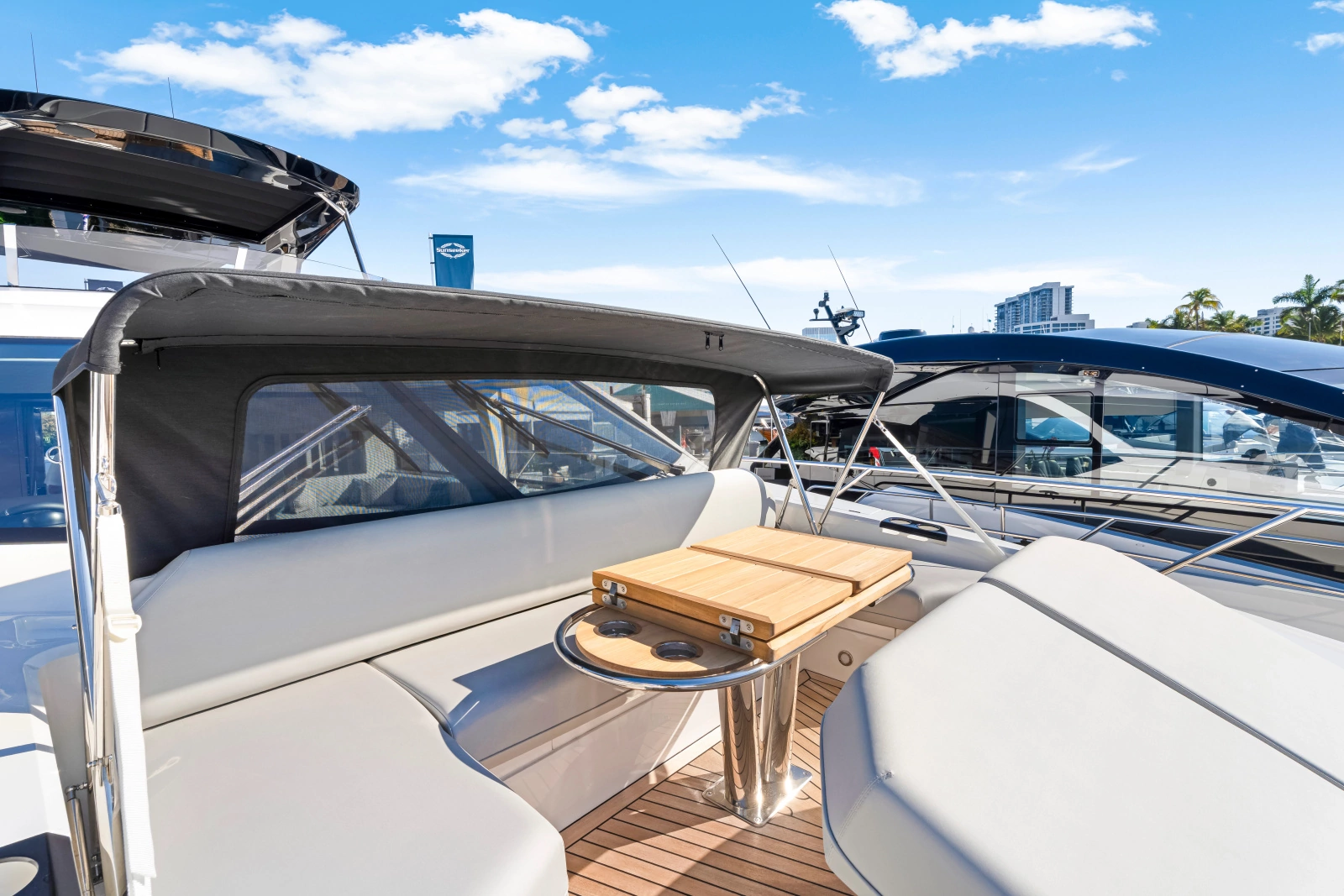 MANHATTAN 68 68ft Sunseeker Yacht For Sale