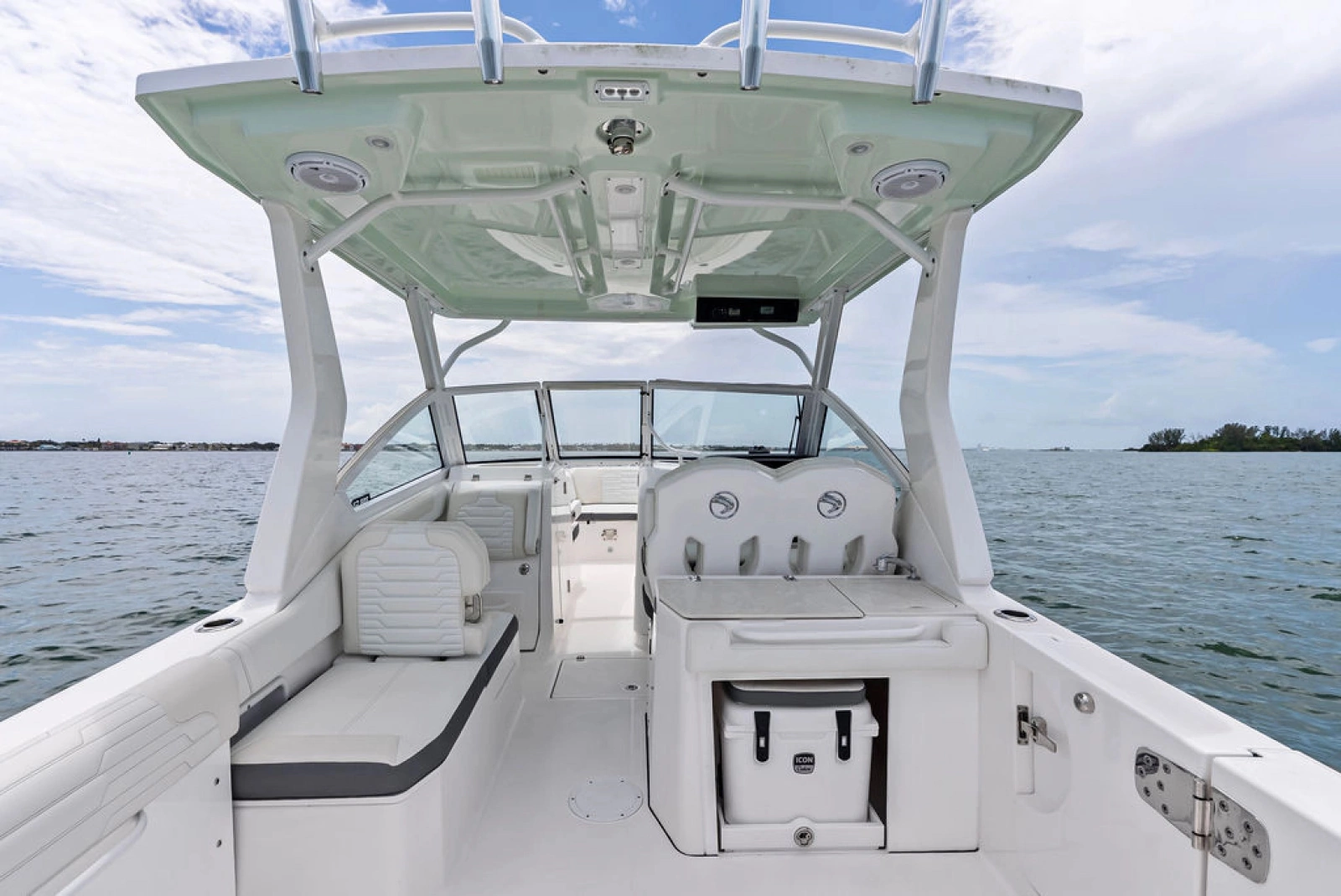 2024 Edgewater 262CX Crossover