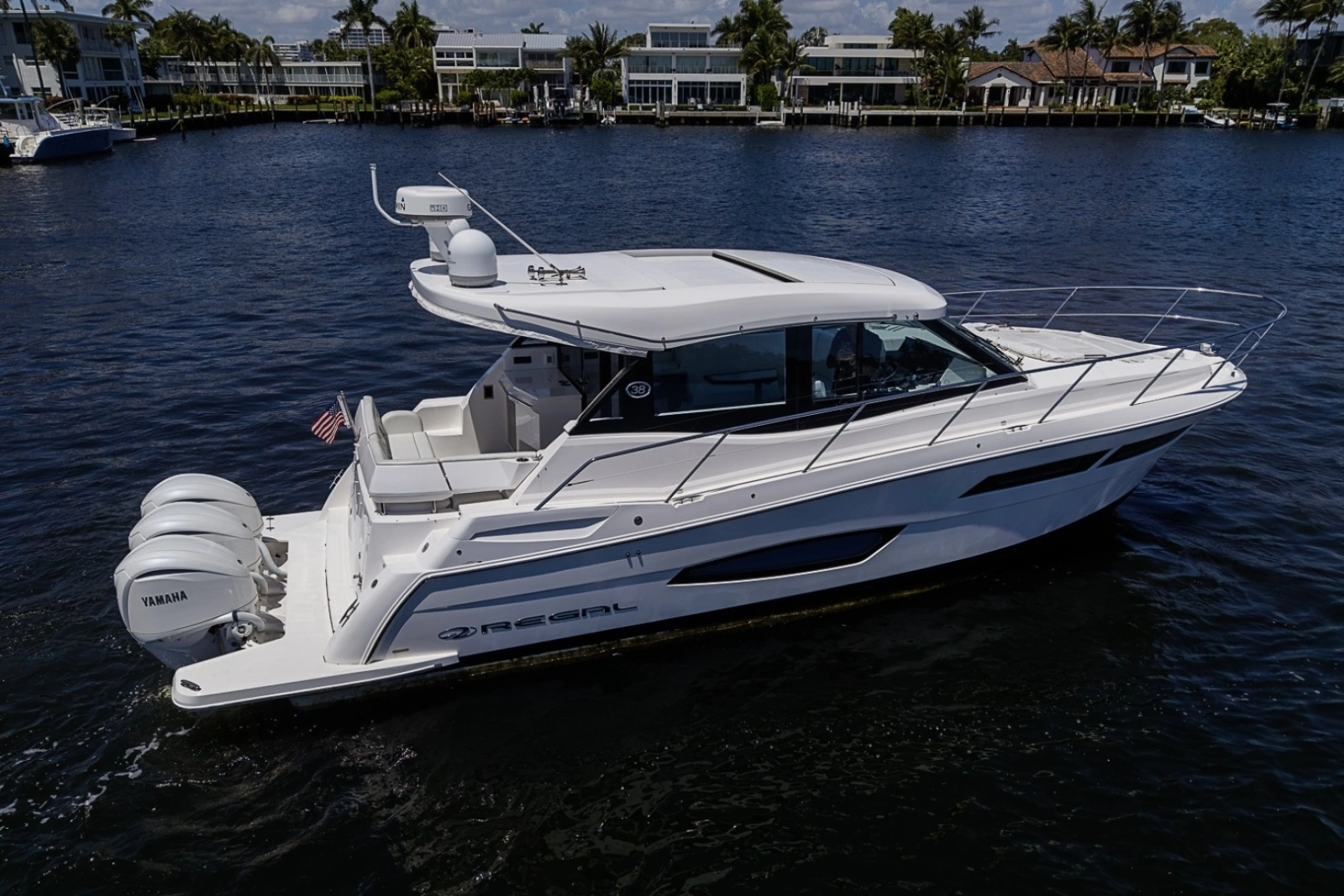 2025 Regal 38 XO
