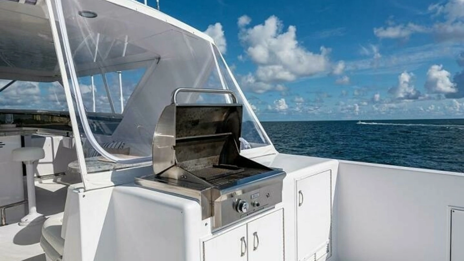 Aft Deck with Built-In Grill