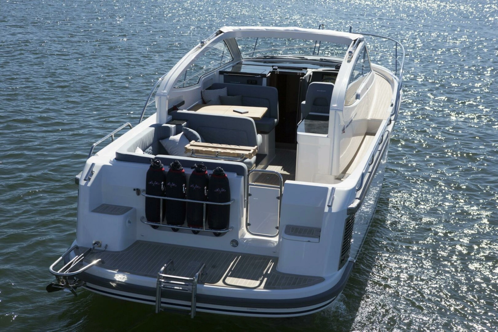 Nimbus 305 Drophead Transom
