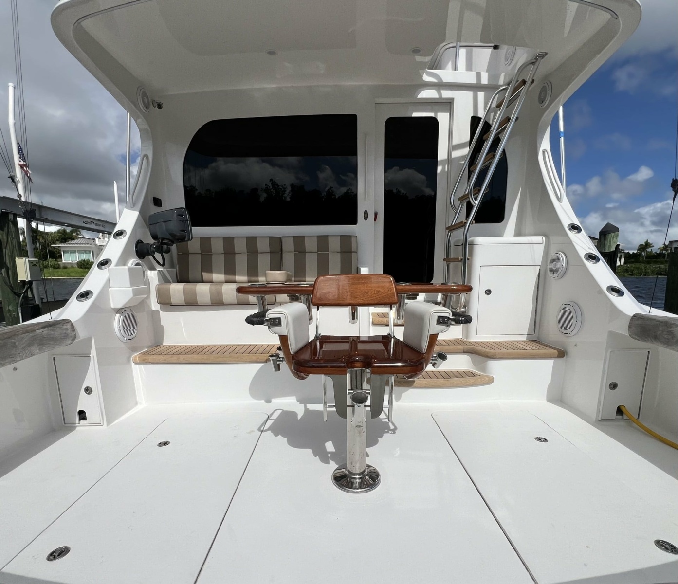 2013 Hatteras GT 54