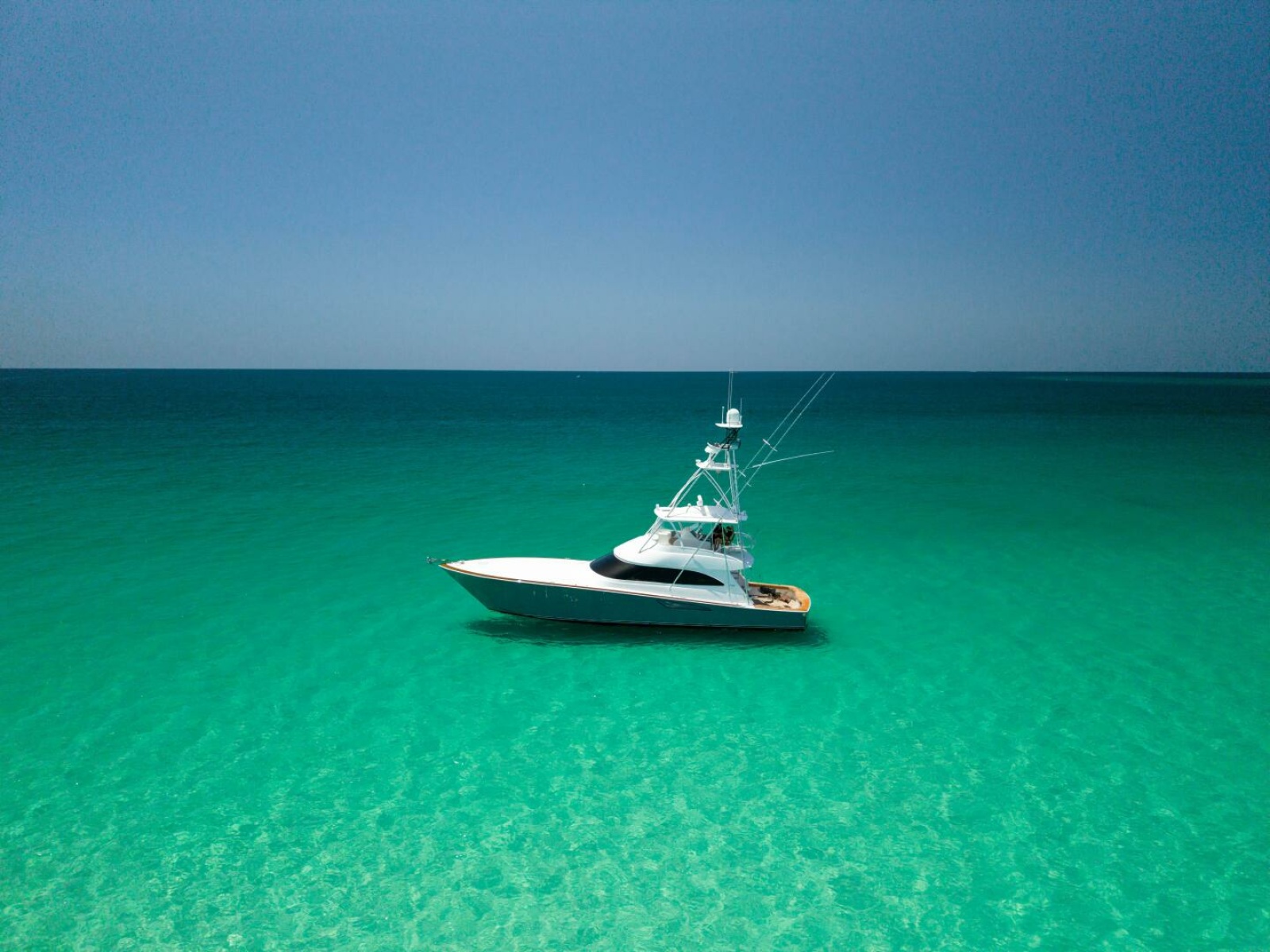 2015 Viking 62 Convertible- Gas Money