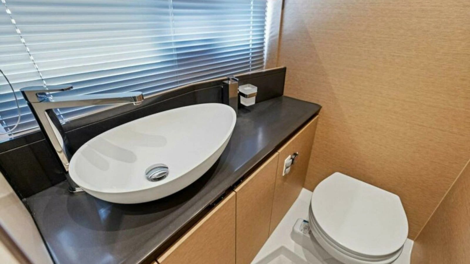 2025 Prestige 460 Flybridge - Sistership