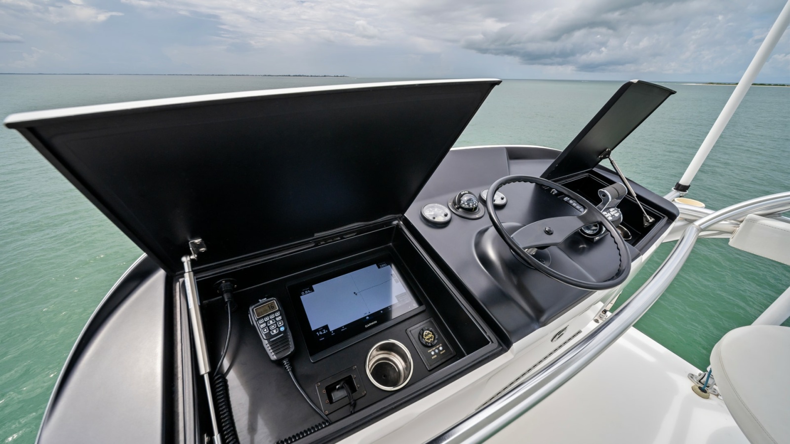 Flybridge Helm Station Overview