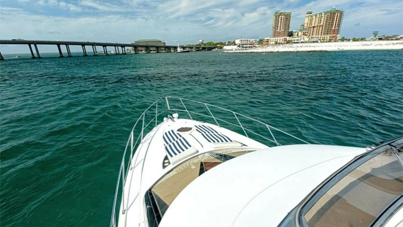 Bow View with Sunpads