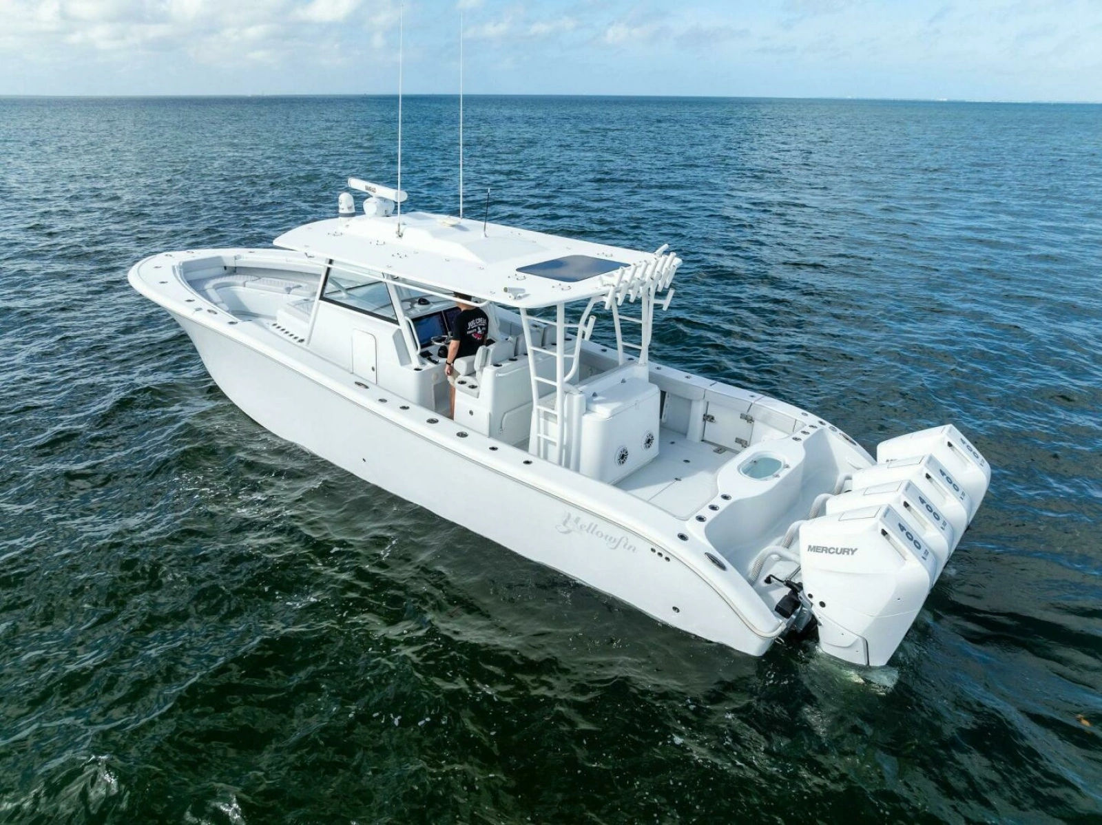 2024 42 Yellowfin