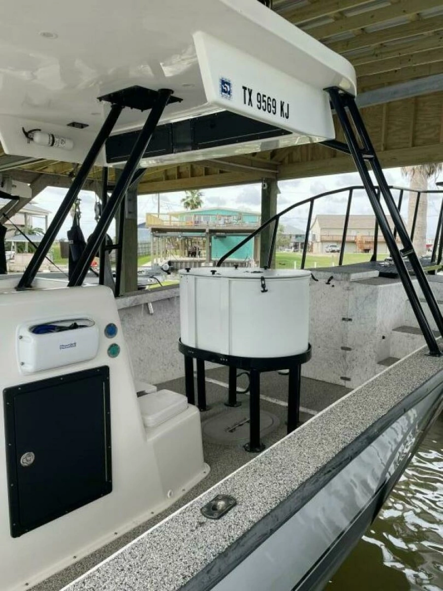 1997 Custom 31 Center Console Pullin Drag