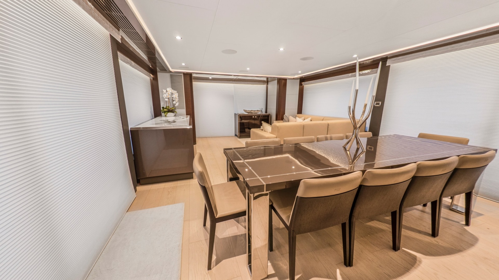 Galati-LONESTAR-Salon10