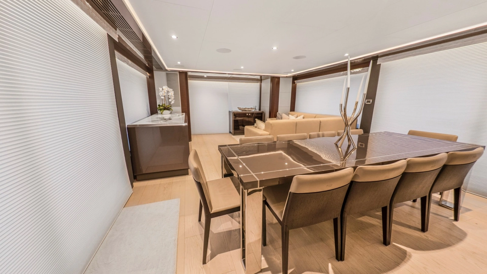 Galati-LONESTAR-Salon10