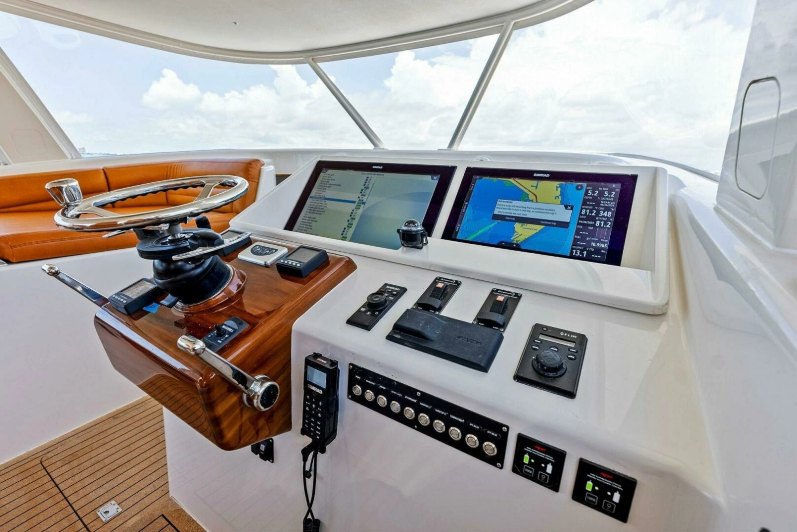 2020 Calcutta 480 Catamaran