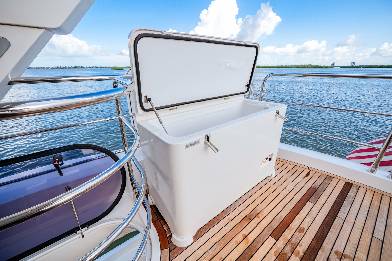 2019 Sunseeker 76 Flybridge
