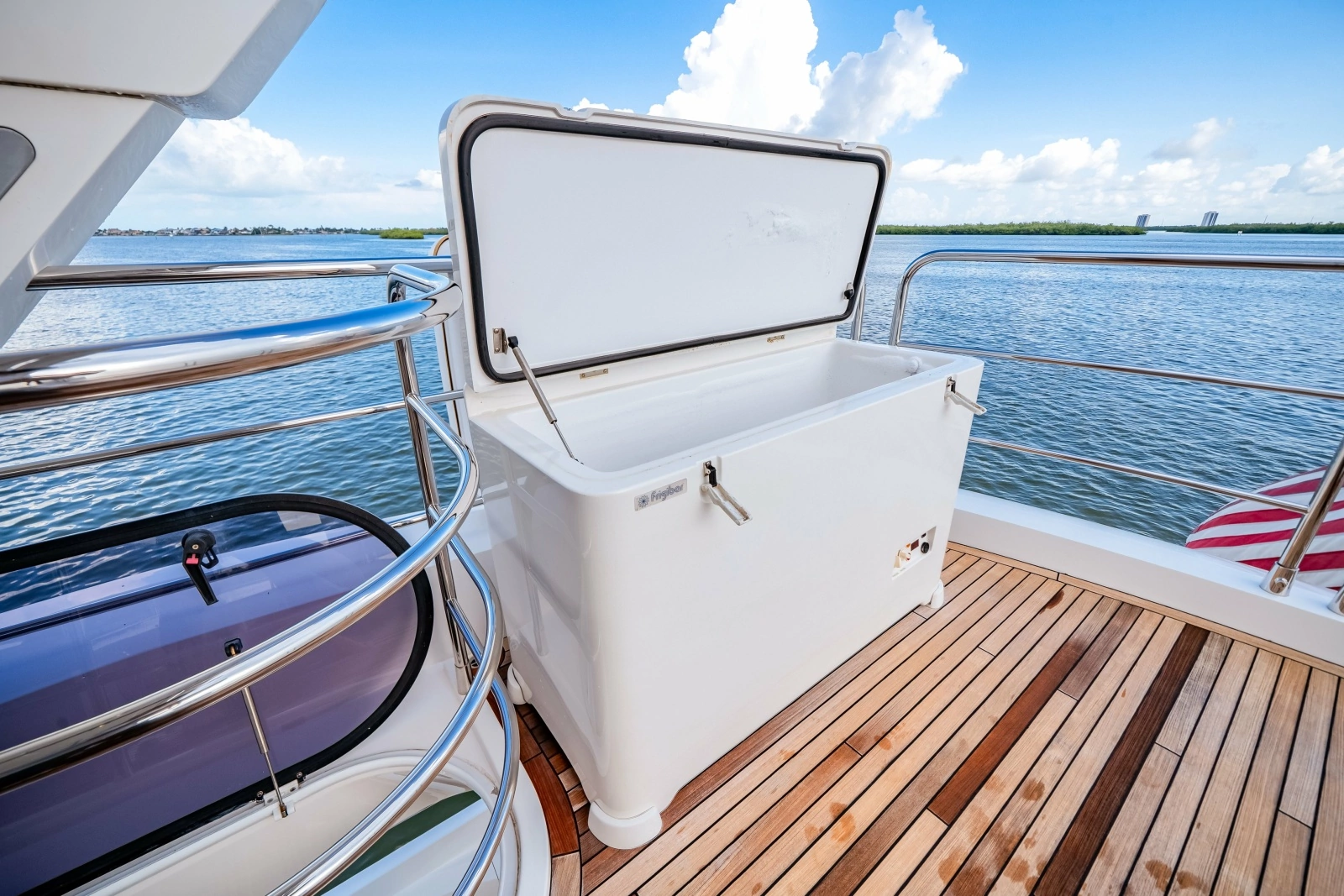 2019 Sunseeker 76 Flybridge