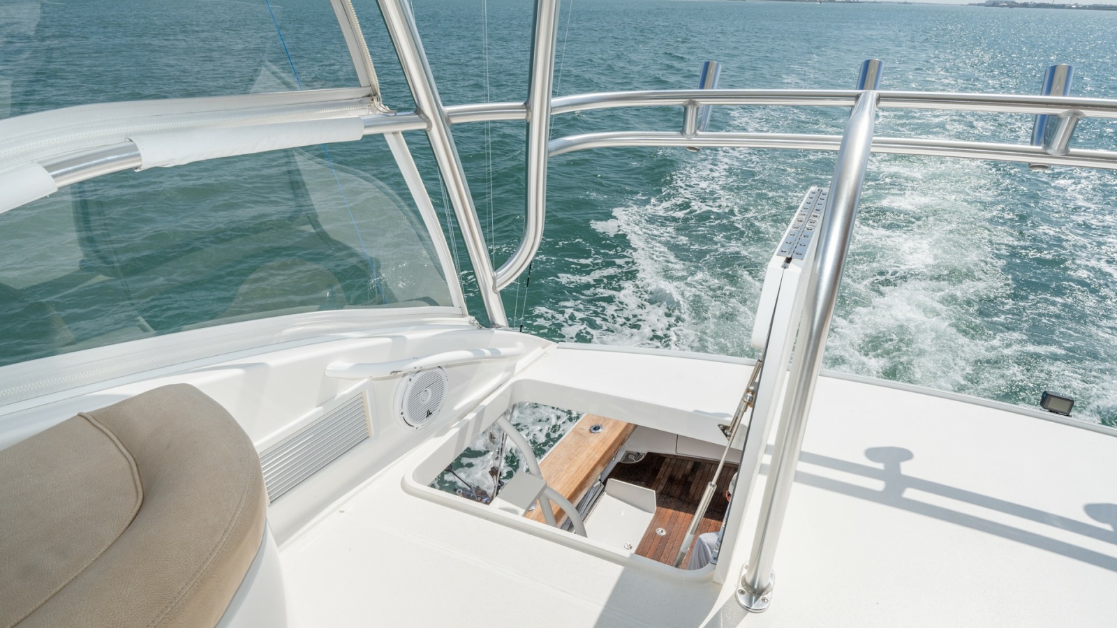 Flybridge Helm and Seating Area