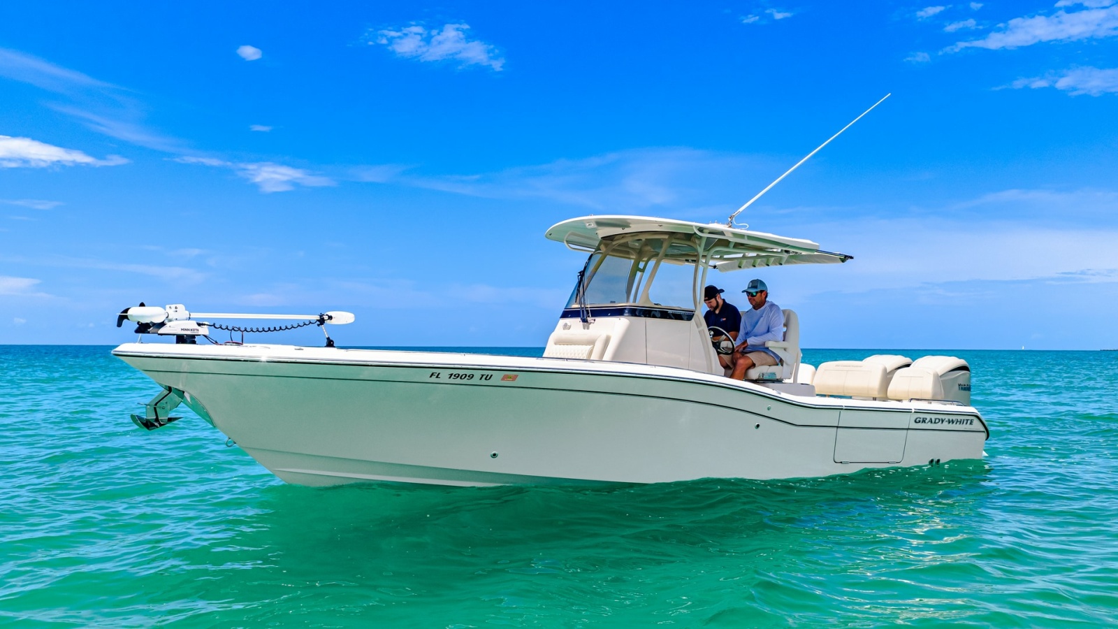 Grady-White 281 CE Side View