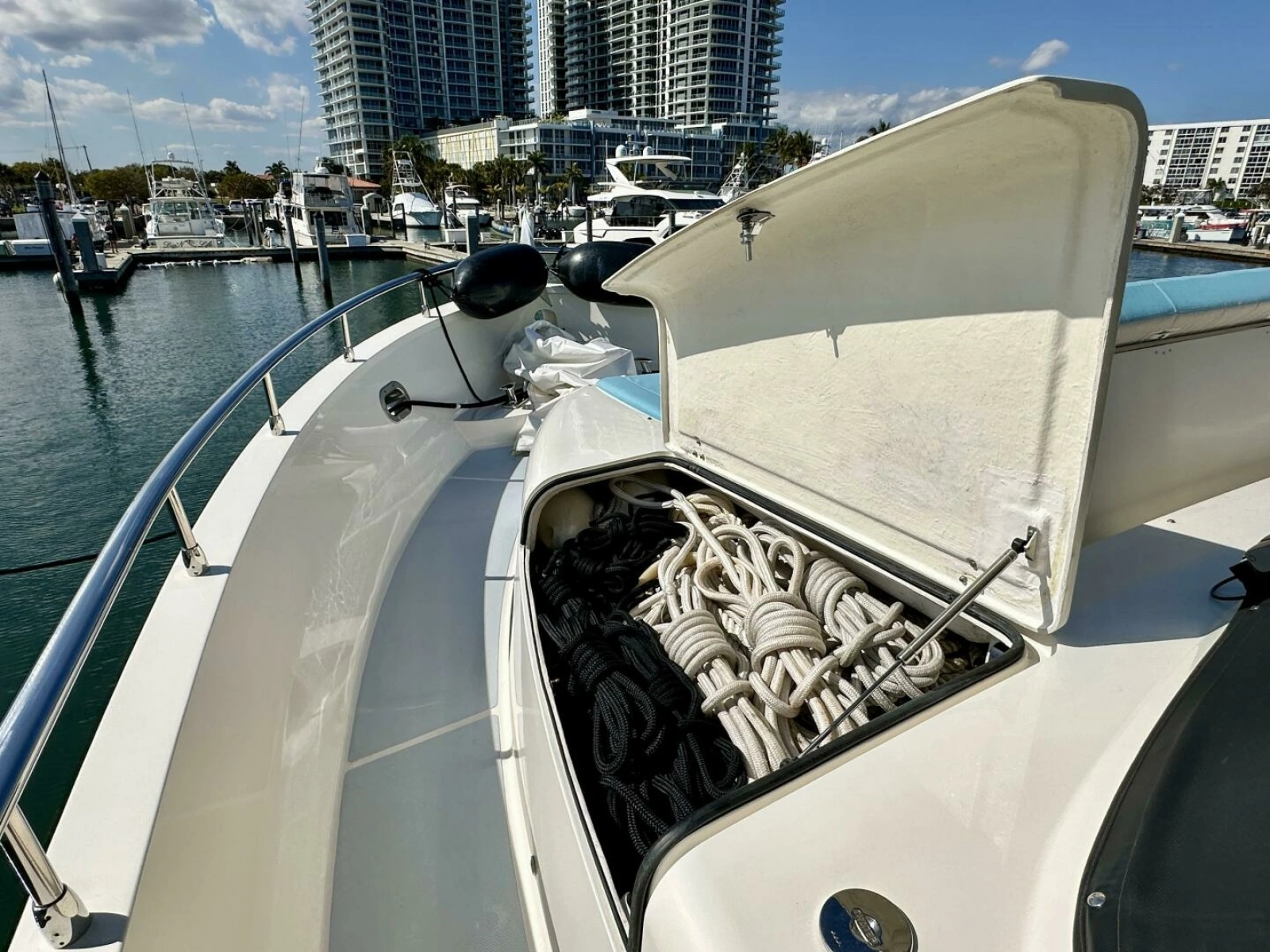 Outer Reef 62 SOUTH  PAWS - Exterior Bow Storage