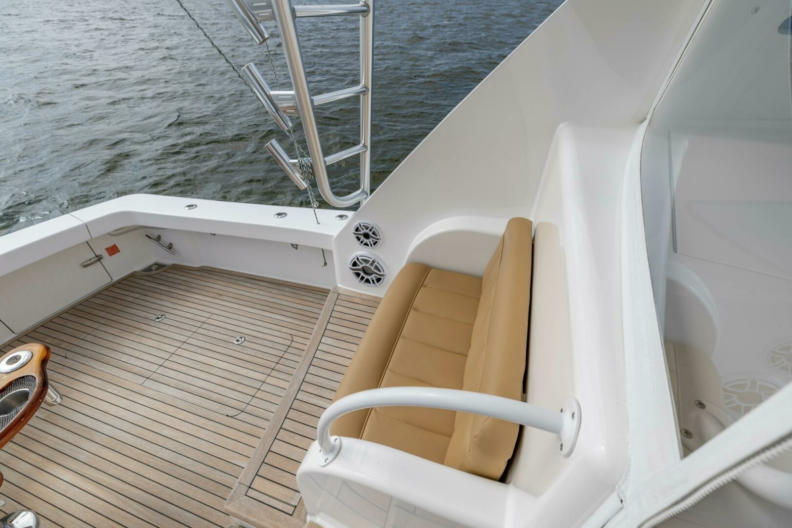 52' 2015 Viking 52 Sport Tower