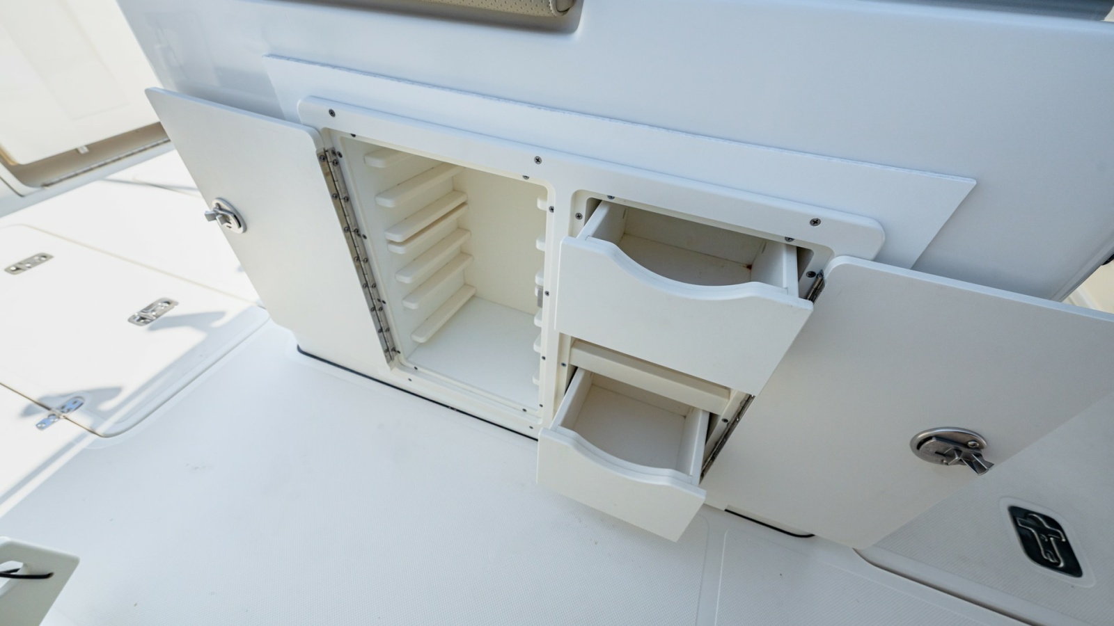 Cockpit Storage and Utility Area