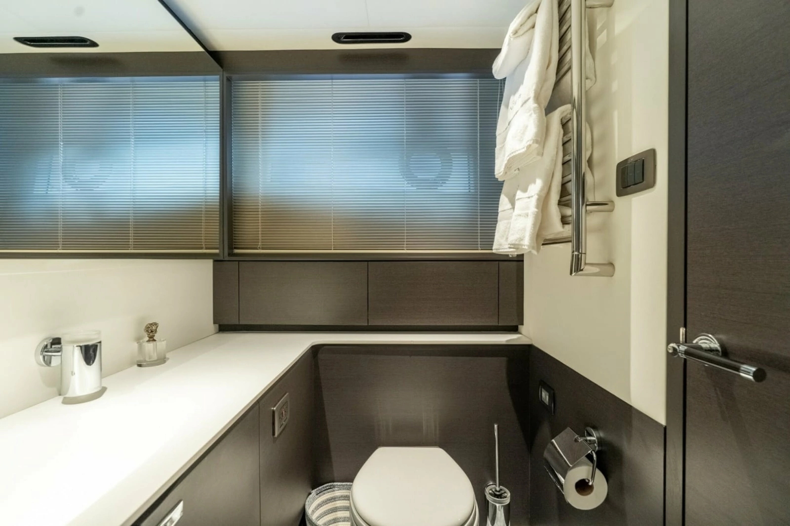Princess 80 LANIKAI - Forward Guest Head