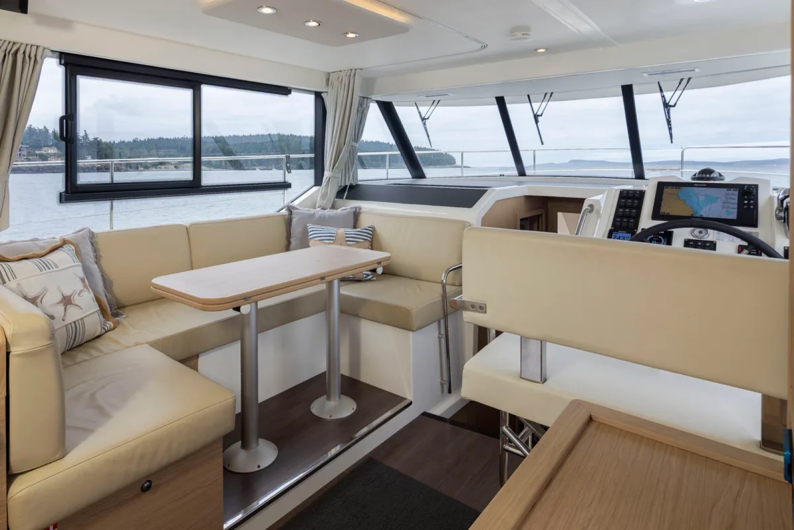 2022 Beneteau Swift Trawler 41