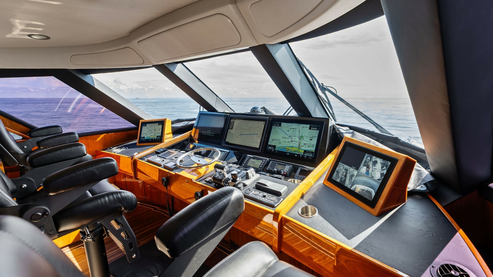 Spacious Helm with Advanced Navigation