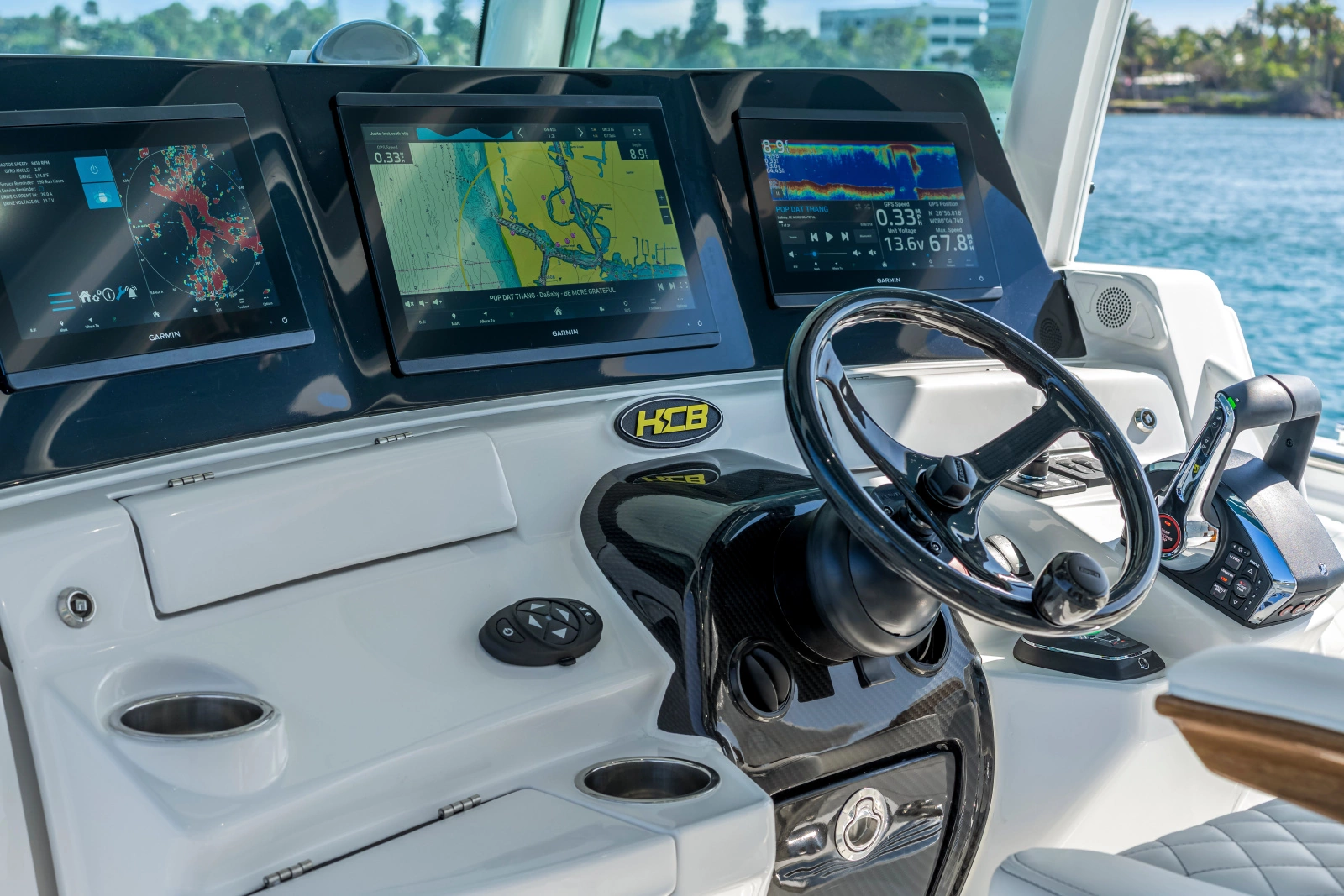 42ft HCB Yacht For Sale