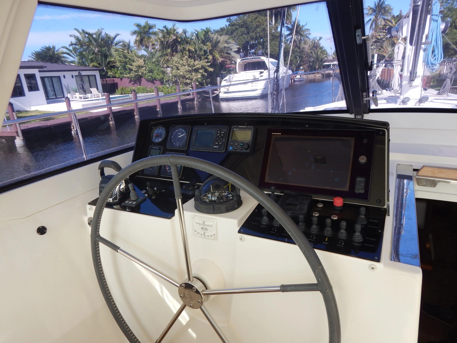 2014 Amel 55