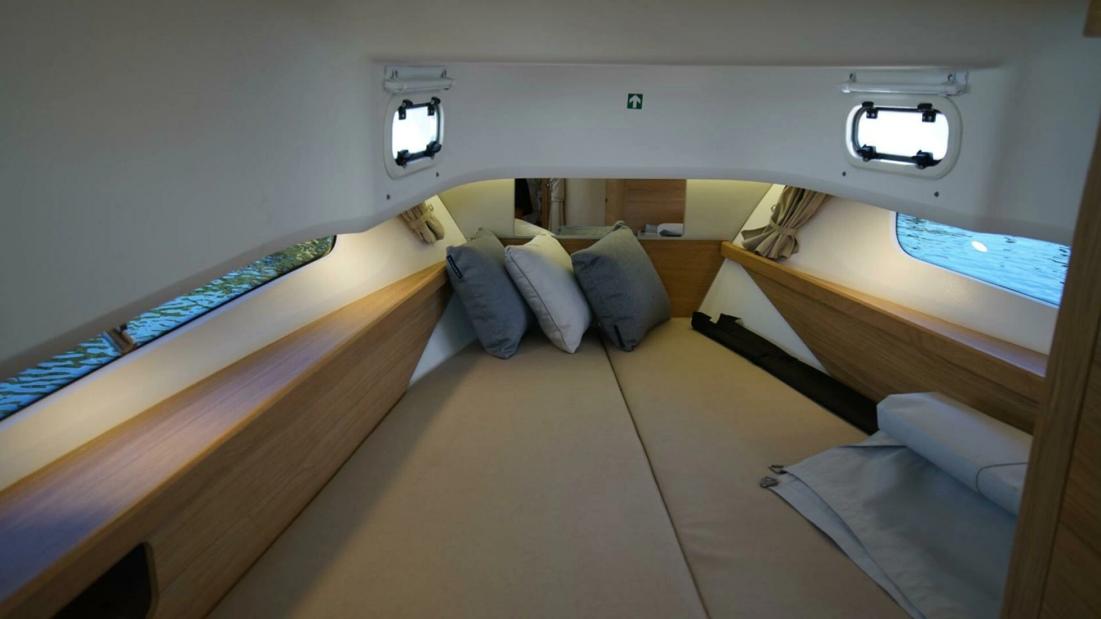 2025 Nimbus Tender 11