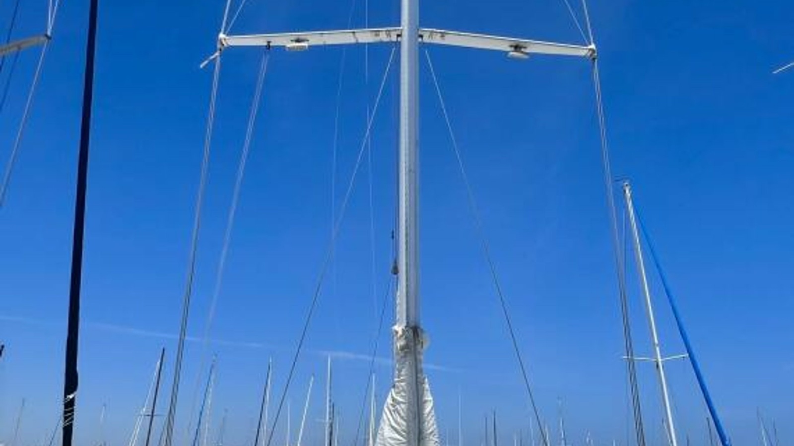 40' 1999 Sabre 402 Sail