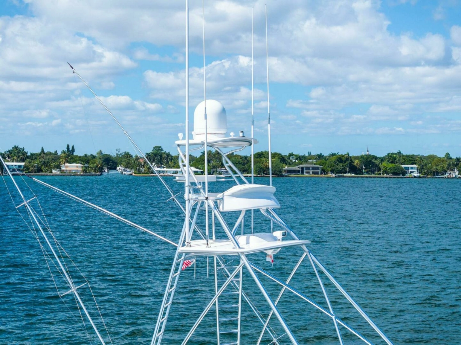 2012 Viking 82 Convertible photo 121