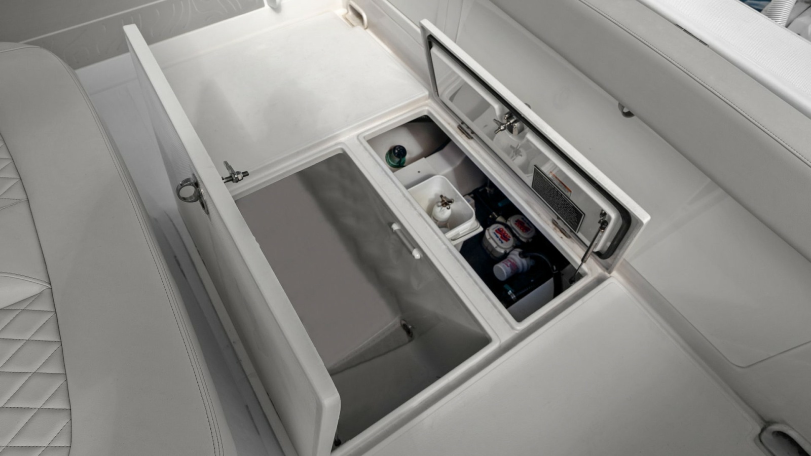 Cockpit Storage and Refrigeration