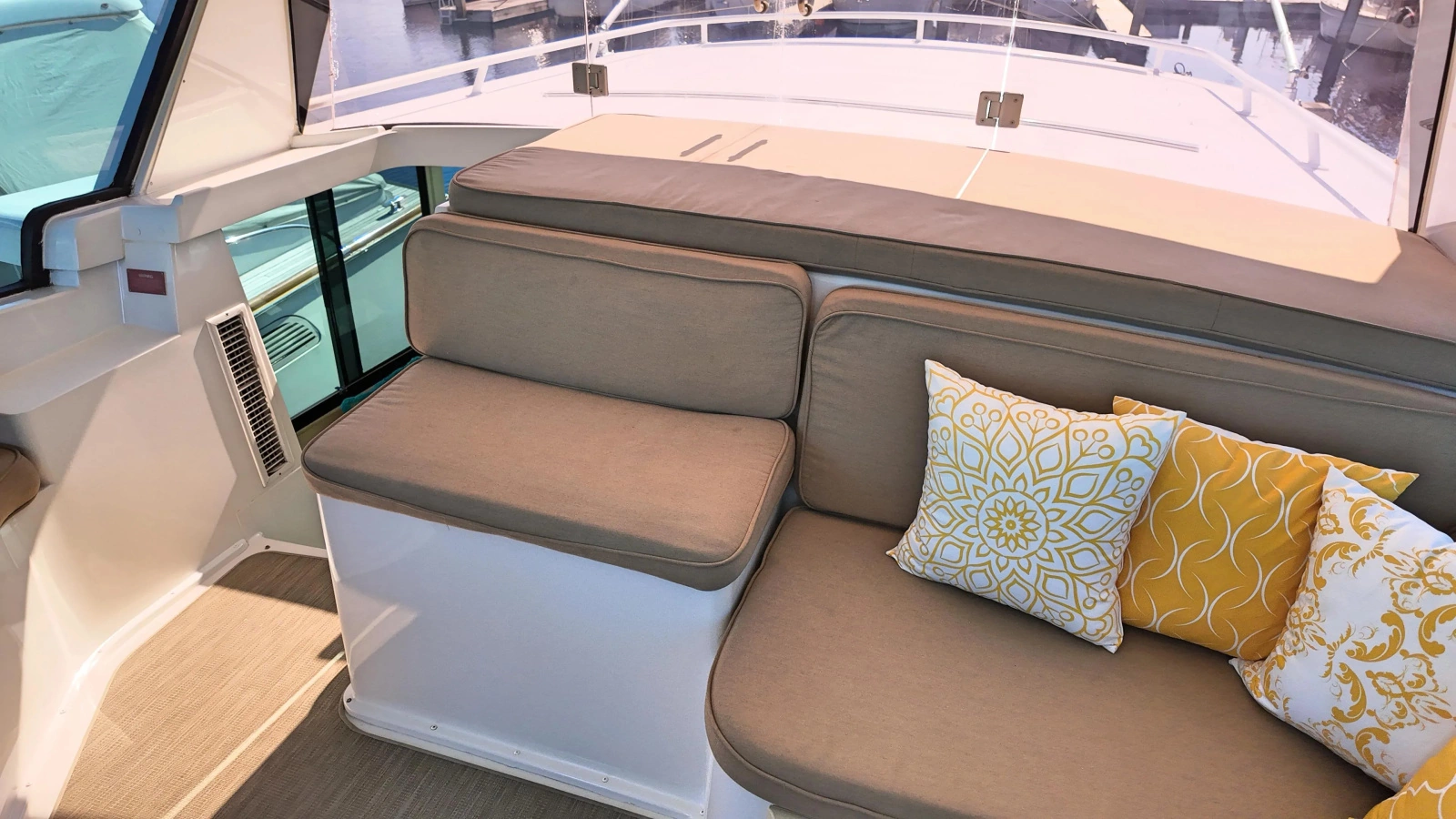 1999 Viking 60 Cockpit Sport Yacht